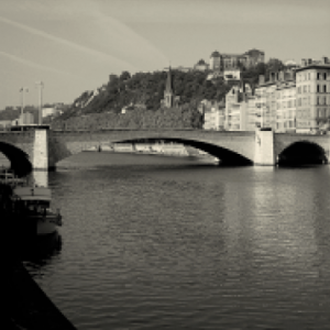 Photographie du Pont Bonaparte sur la Saône